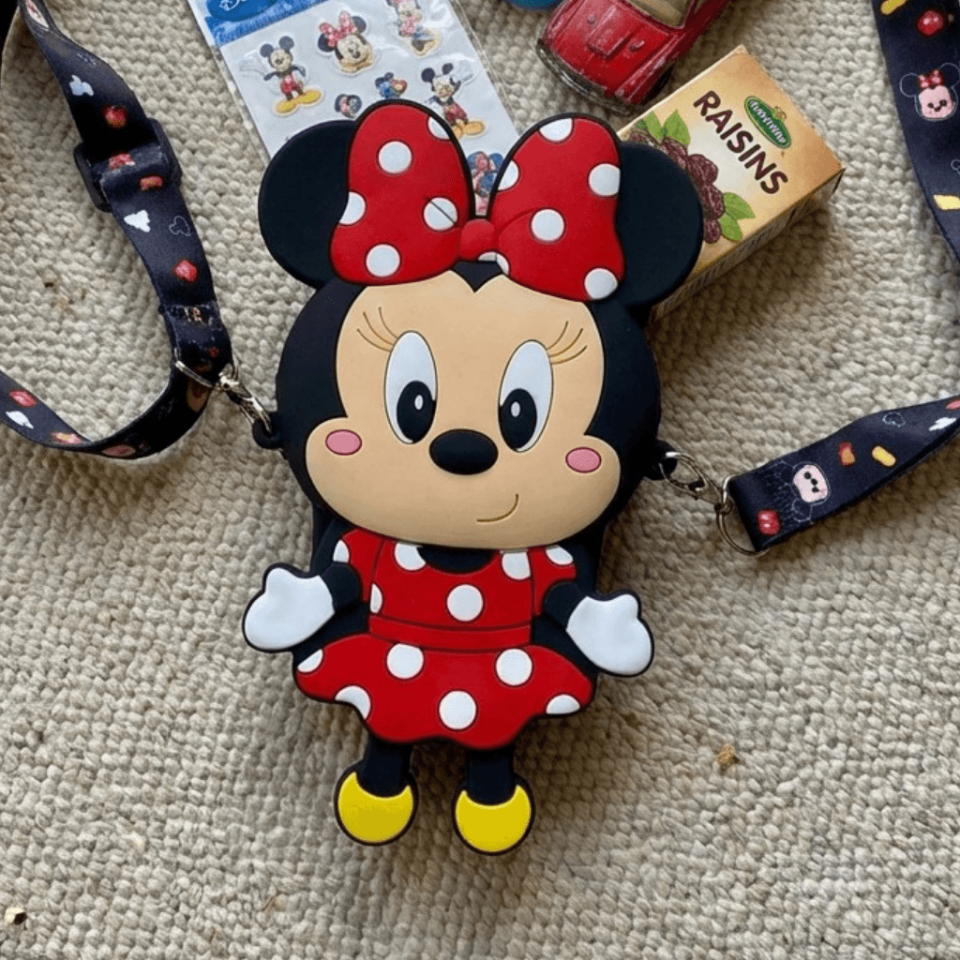 Minnie Mouse Model Ayarlanabilen Askılı Silikon Çanta Cüzdan
