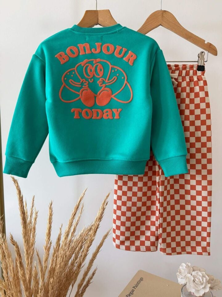 Kruvasan Baskılı %100 Pamuklu Yeşil Sweatshirt ve Kareli Pantolon - Erkek Çocuk İkili Takım